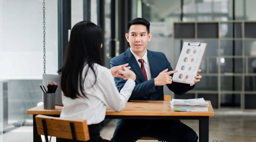 Manpower career coach supporting an employee during career transition