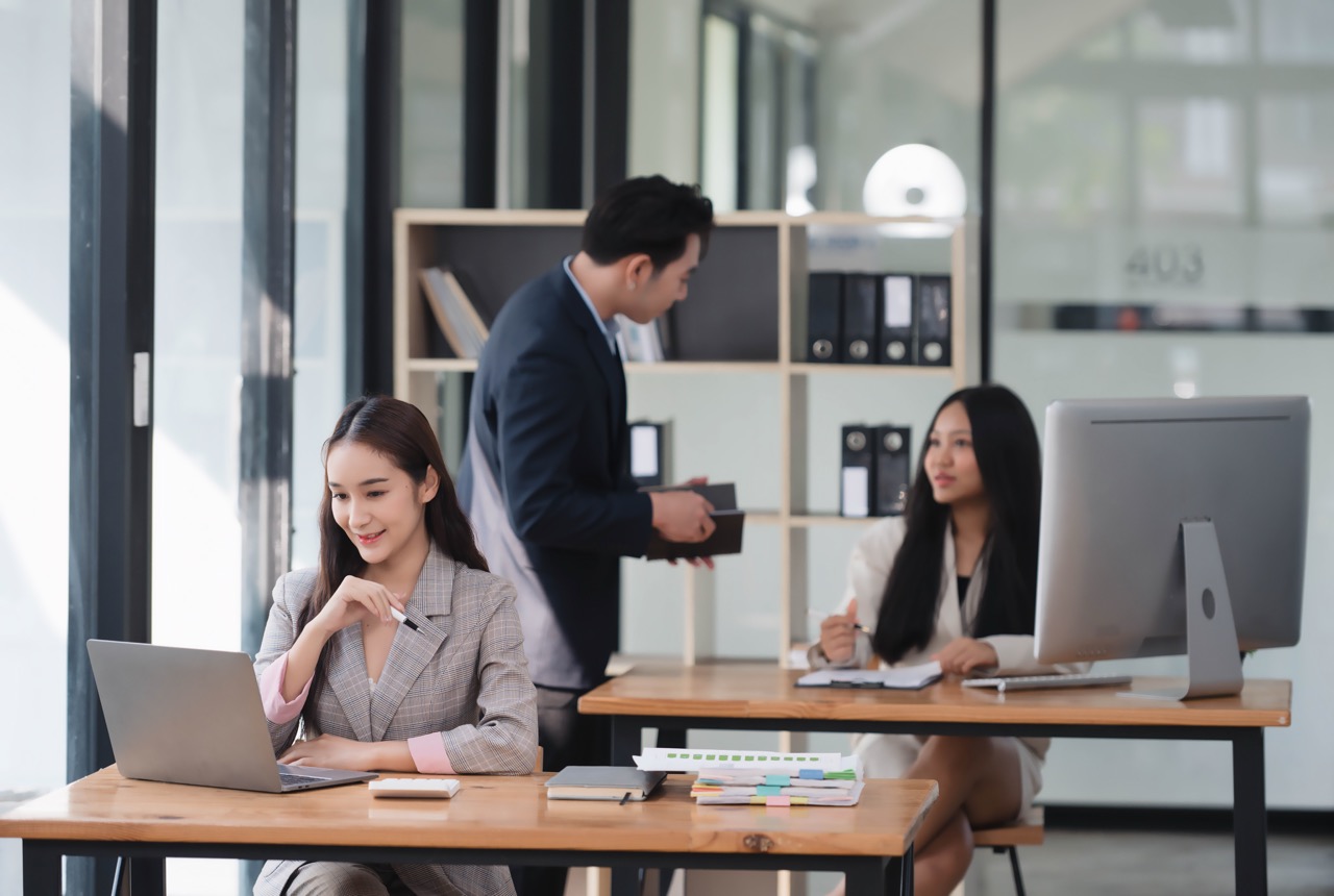 Manpower Vietnam EOR local talent