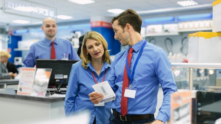 strategies for retail recruitment in Vietnam