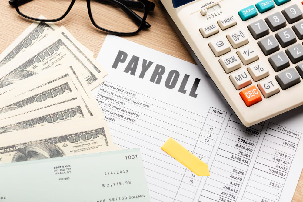 Business should look for experienced payroll management providers like Manpower Vietnam