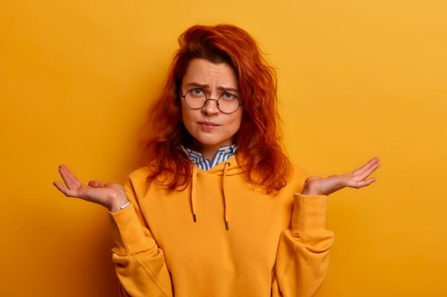 Yellow shirt female candidate wonders how to get the most out of a cover letter